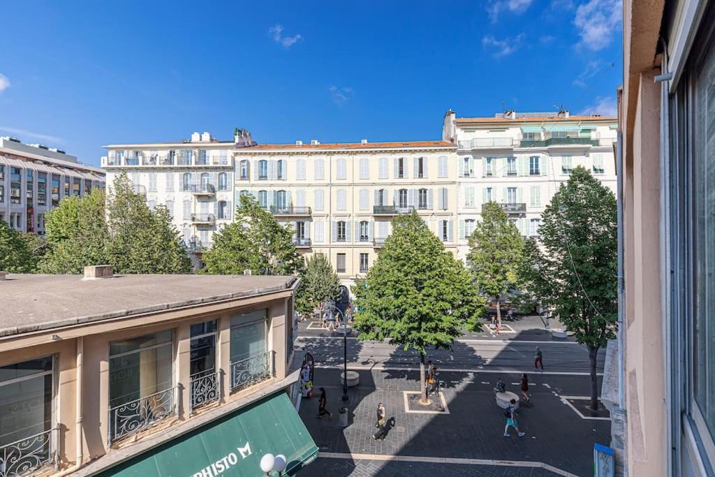 Joffre 2 - Cosy Apartment In City Center Nisa Exterior foto