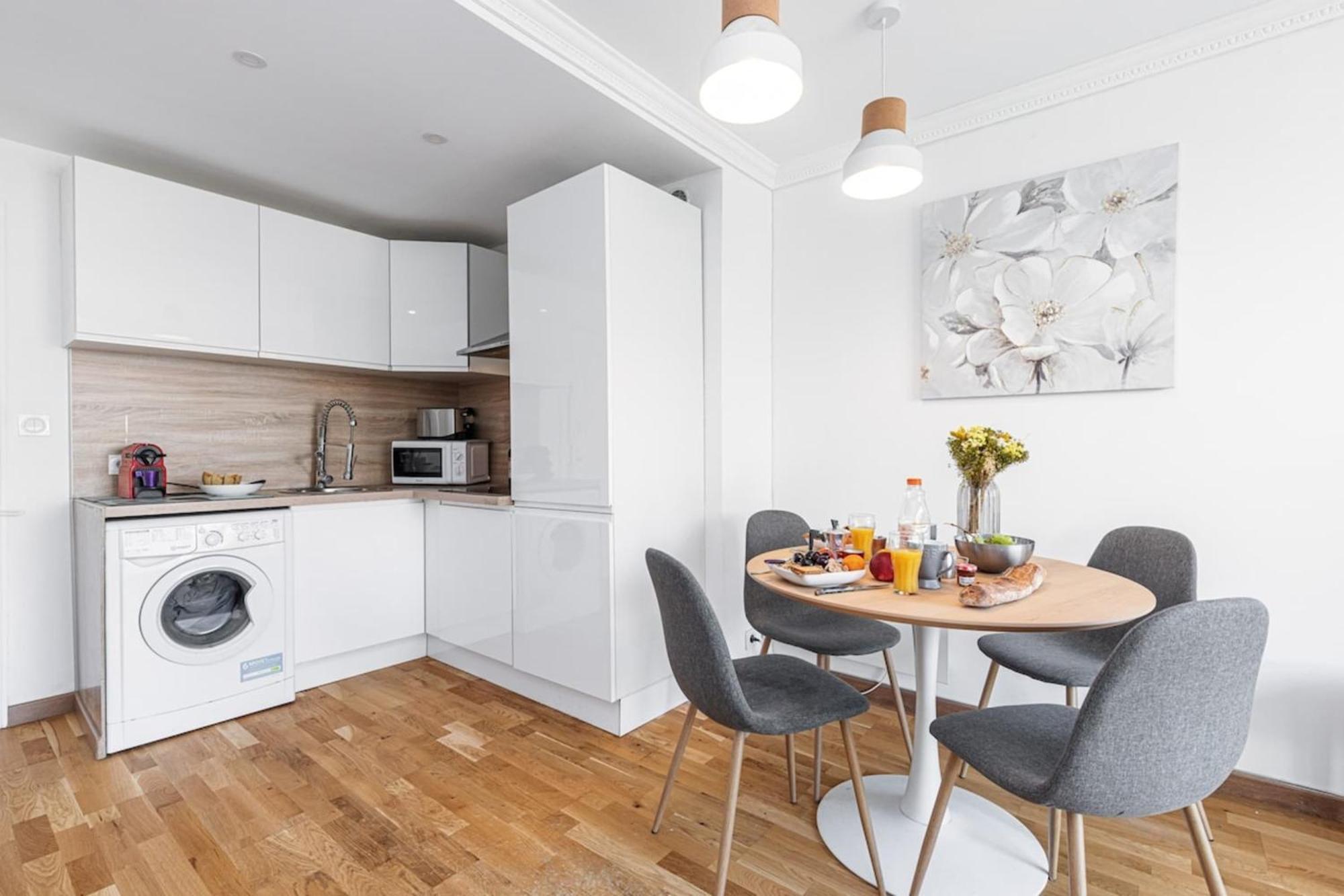 Joffre 2 - Cosy Apartment In City Center Nisa Exterior foto