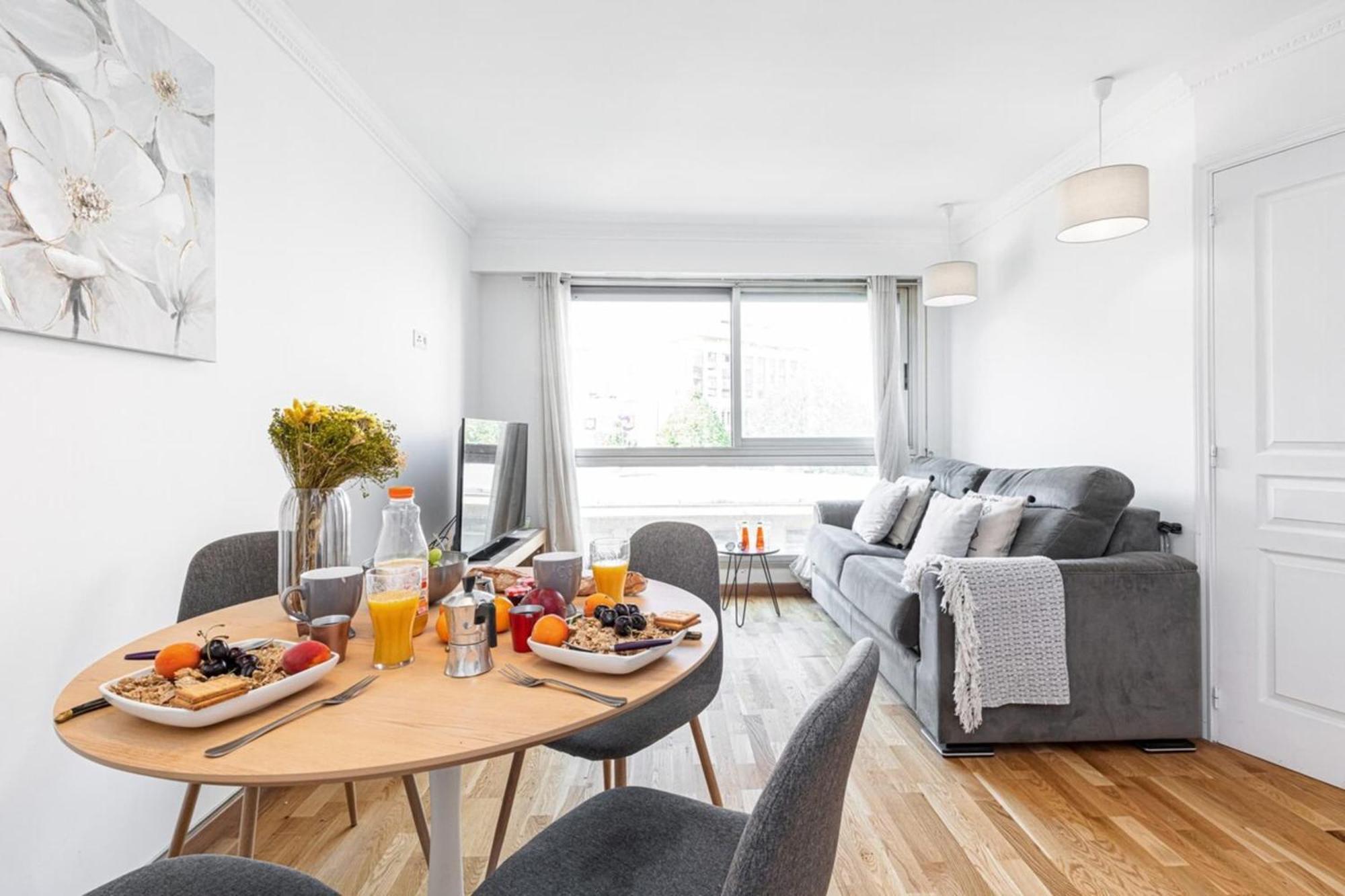 Joffre 2 - Cosy Apartment In City Center Nisa Exterior foto
